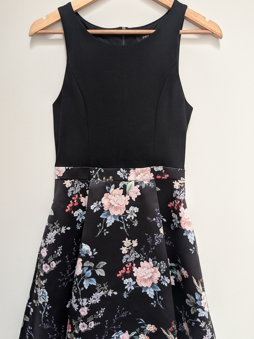 Ever New Floral Mini Dress in Black & Pink Size Medium (8) Like New